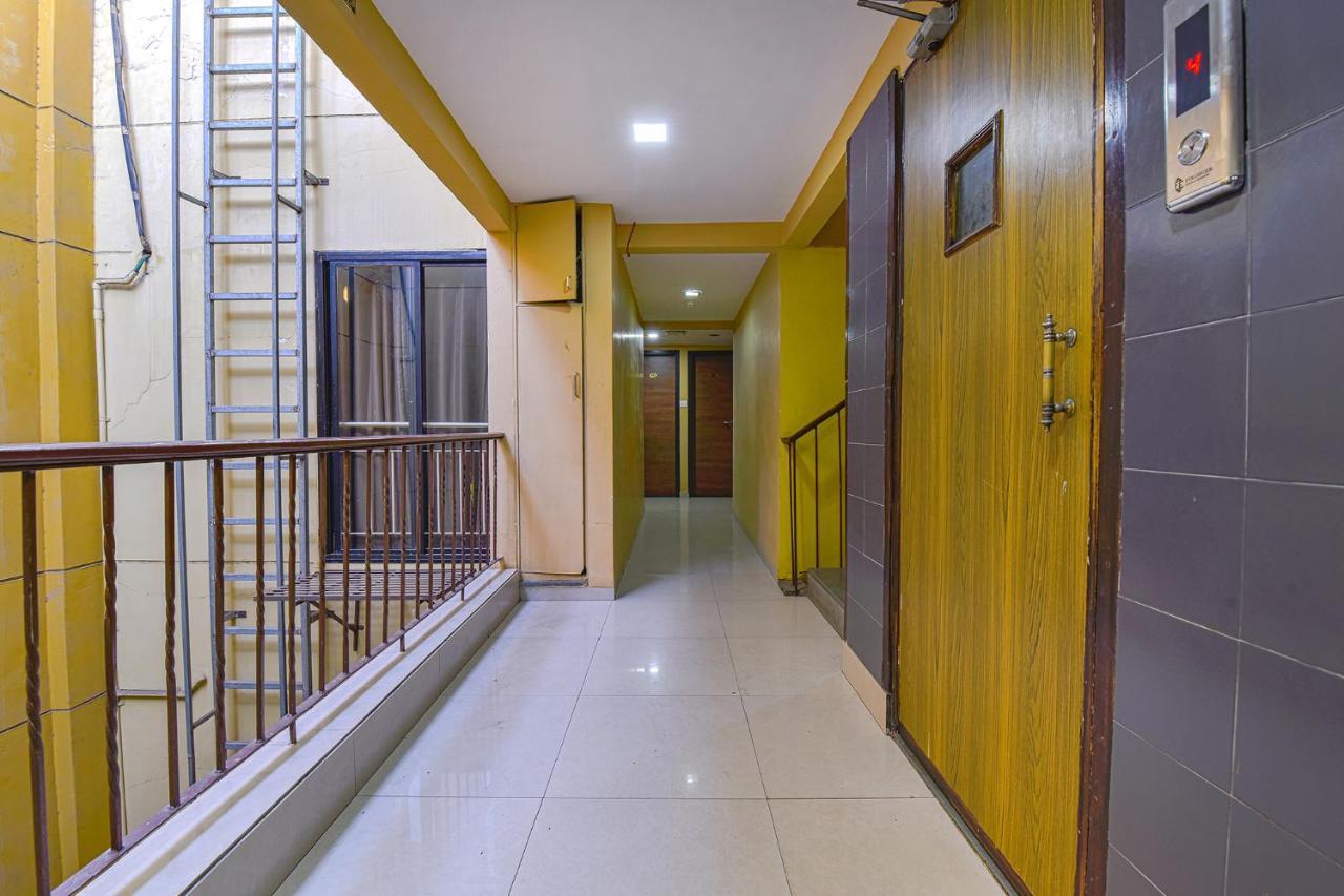 Fabhotel Rb Residency Surat Exterior photo